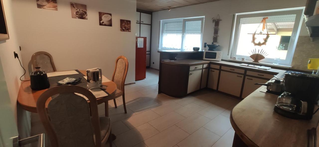 Monteur Unterkunft Gaestewohnung Ferienwohnung - Haus Huth Freigericht Zewnętrze zdjęcie